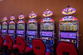 tj8989mm Online Slots ဂိမ်းများ — Jackpot Slots Reel Spin မြင်ကွင်း